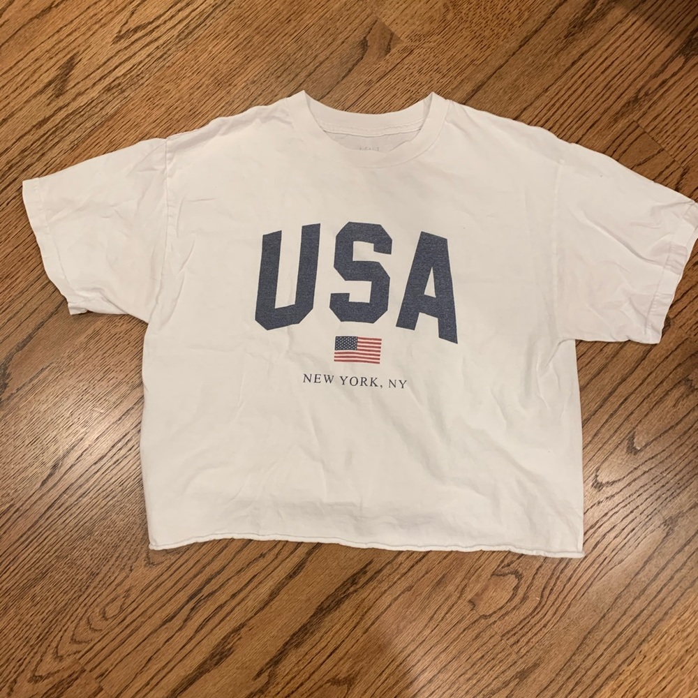 brandy melville USA tshirt